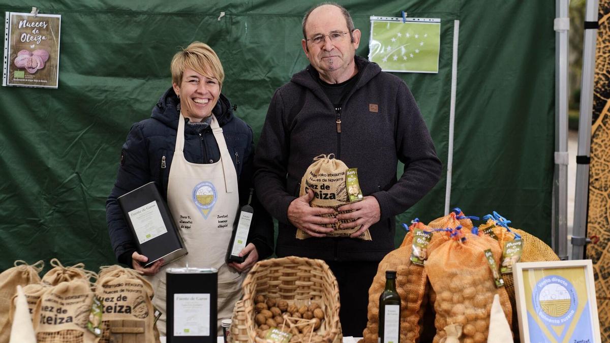NUECES DE OTEIZA - TIRSO SALVATIERRA. FUENTE DE GAROS (Oteiza)